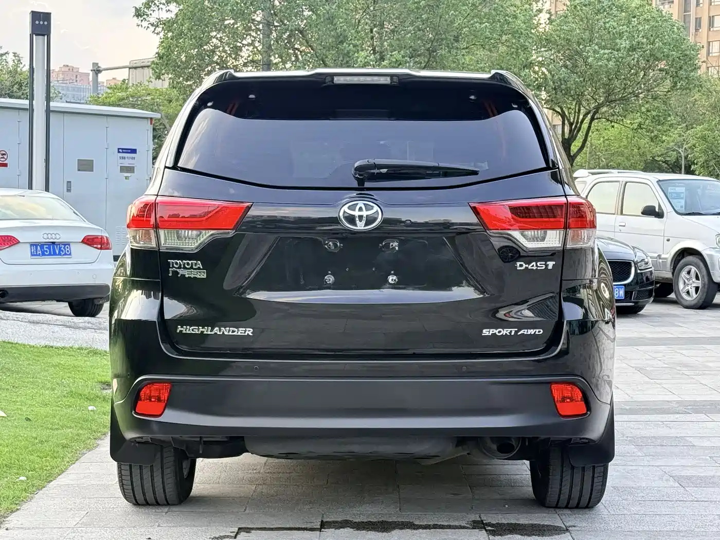 Toyota Highlander 2018 2.0T 4WD Premium 7-seater (China V) фото 4