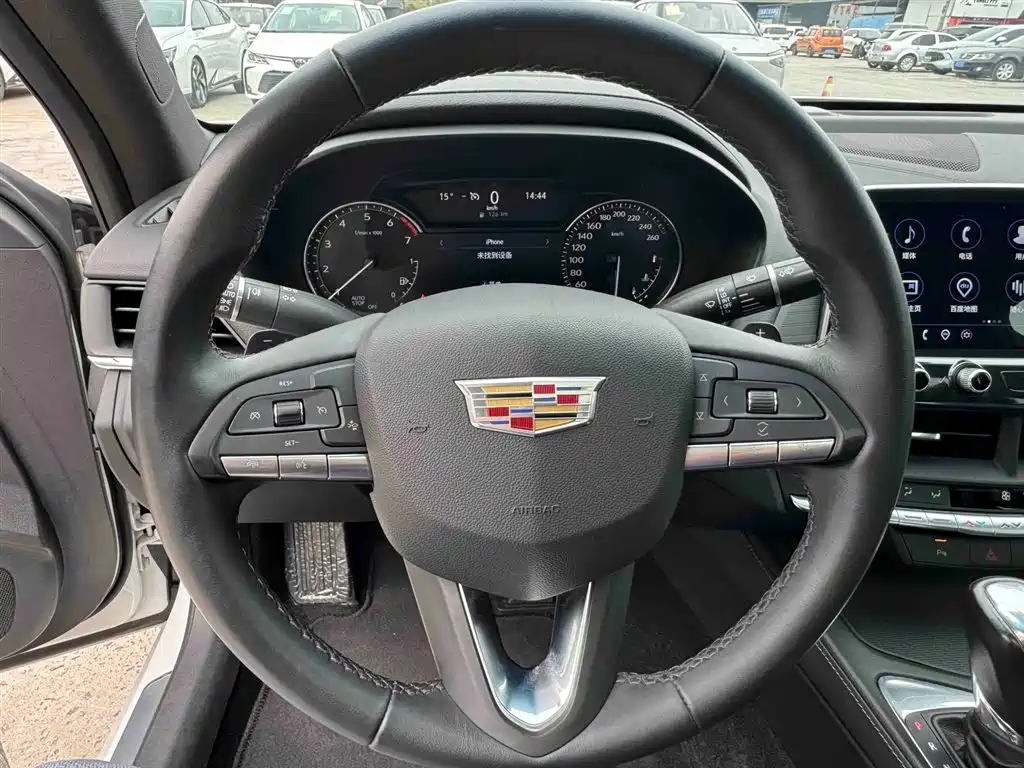 CADILLAC CT4