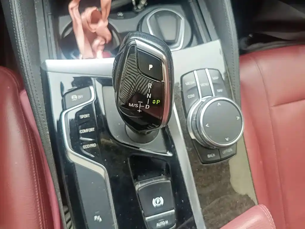BMW 5 Series 2018 Facelift 530Li Leading M Sport Package фото 14