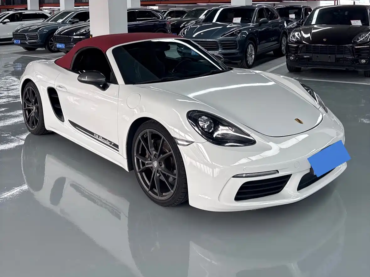 Photo 1 - Porsche 718