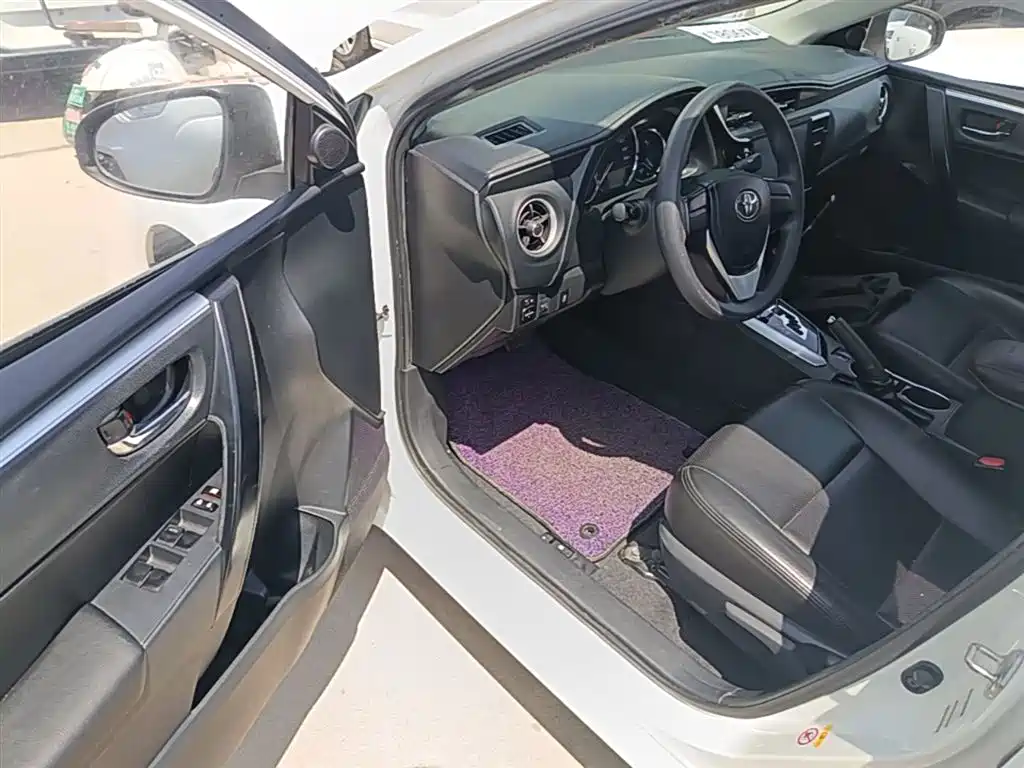 Toyota Corolla 2018 1.2T S-CVT GL Smart Edition фото 16