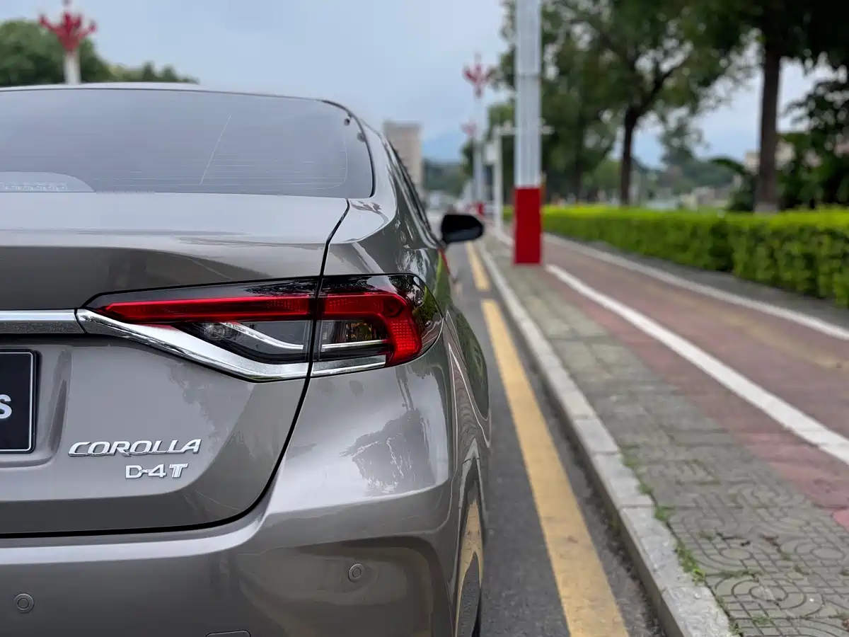 Toyota Corolla 2022 1.2T S-CVT Pioneer PLUS Edition фото 8