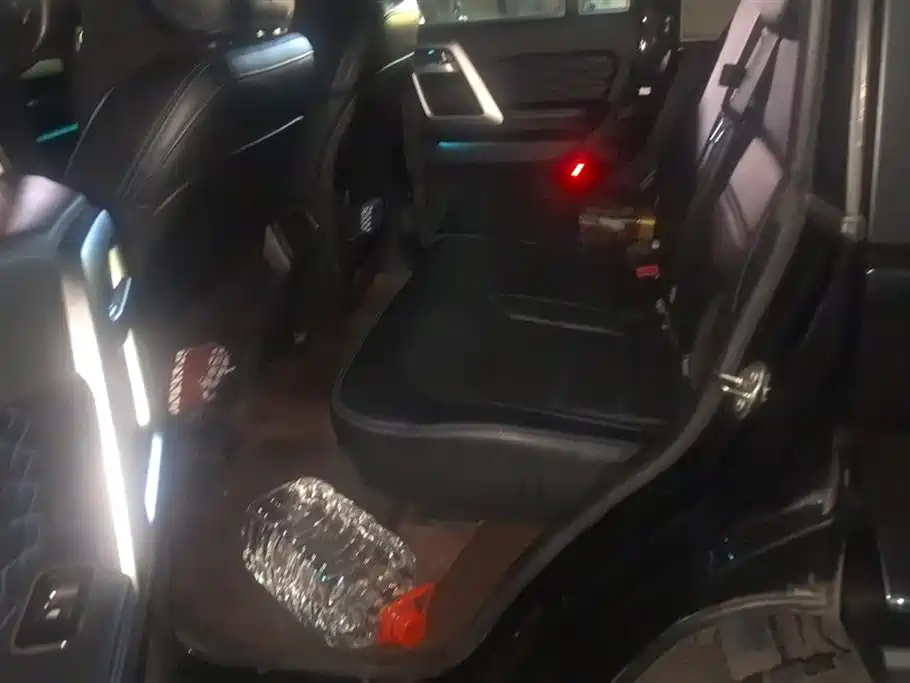 BAIC ORV Beijing Offroad BJ40 2023 2.0T Auto 4WD Urban Hunter Knight Edition фото 11