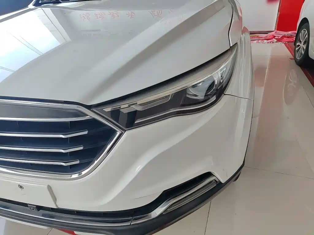 Besturn X40 2018 2018 Internet Celebrity Edition 1.6L Manual Luxury