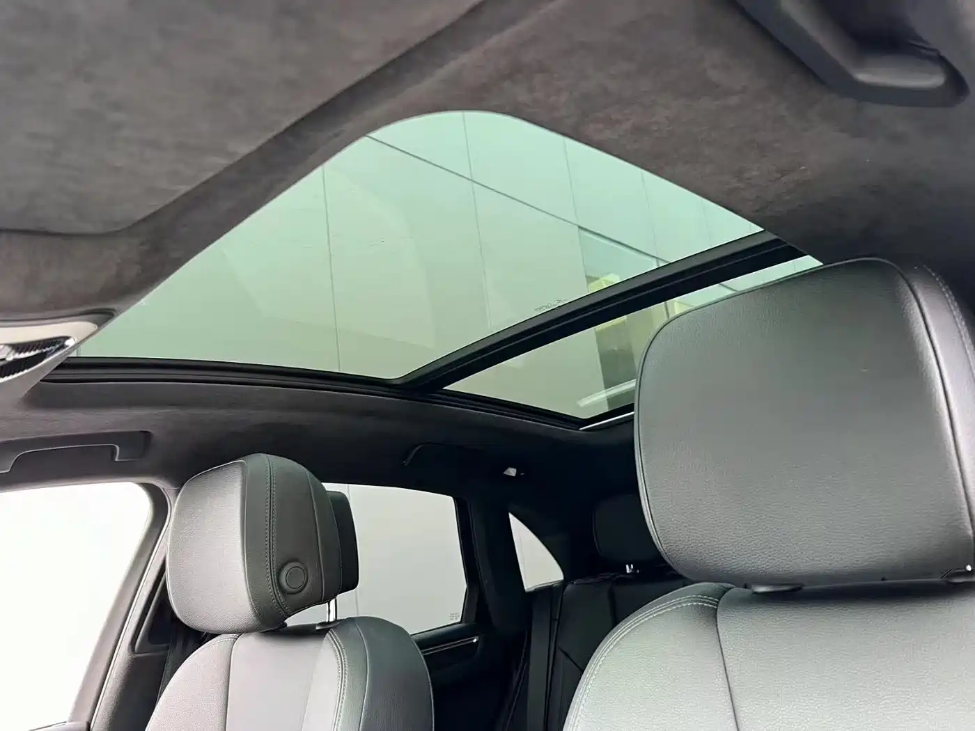 Porsche Macan 2018 Macan 2.0T фото 6