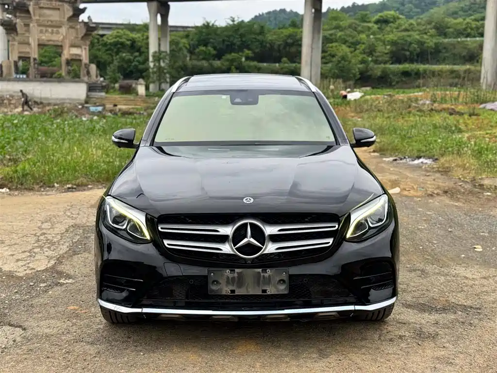Mercedes-Benz GLC 2018 Facelift GLC 260 4MATIC Luxury фото 2