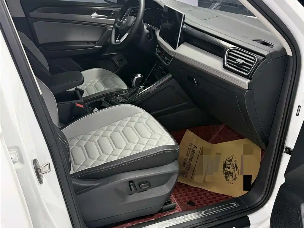 Volkswagen Tayron 2023 280TSI 2WD Luxury Plus Advanced Edition фото 11