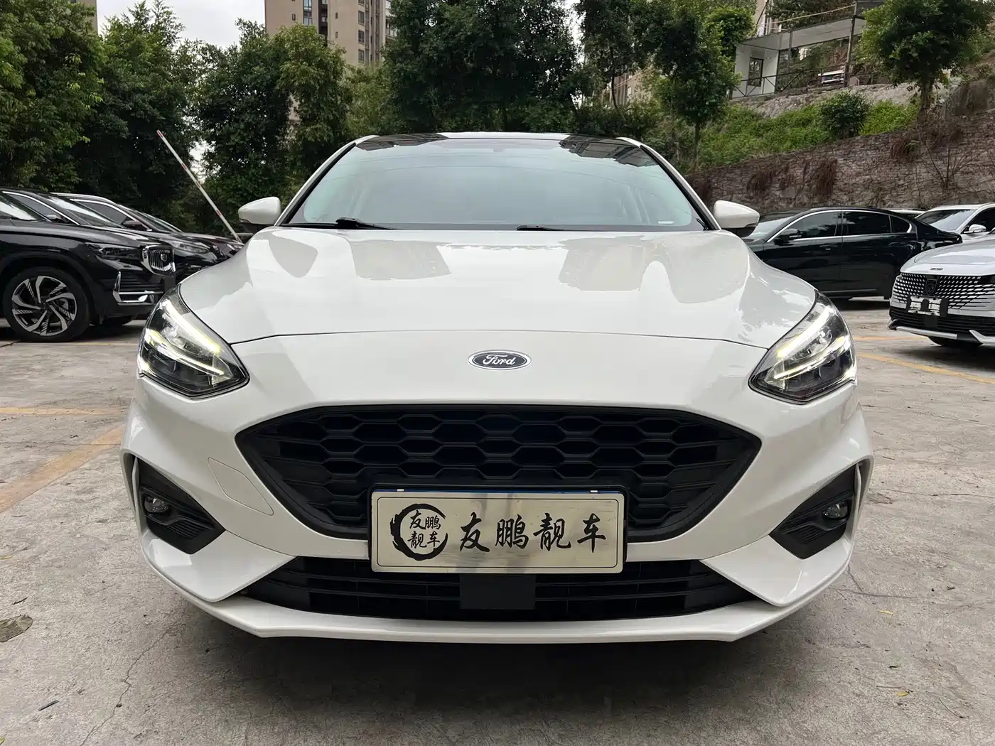 Ford Focus 2022 2021 Hatchback EcoBoost 180 Auto Trend