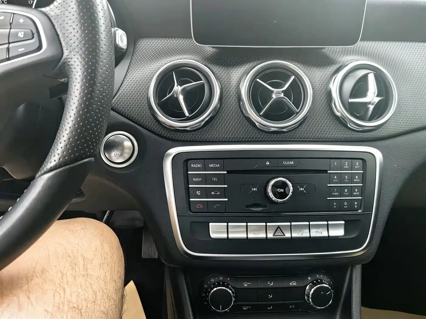 Mercedes-Benz GLA 2017 GLA 200 Dynamic фото 10