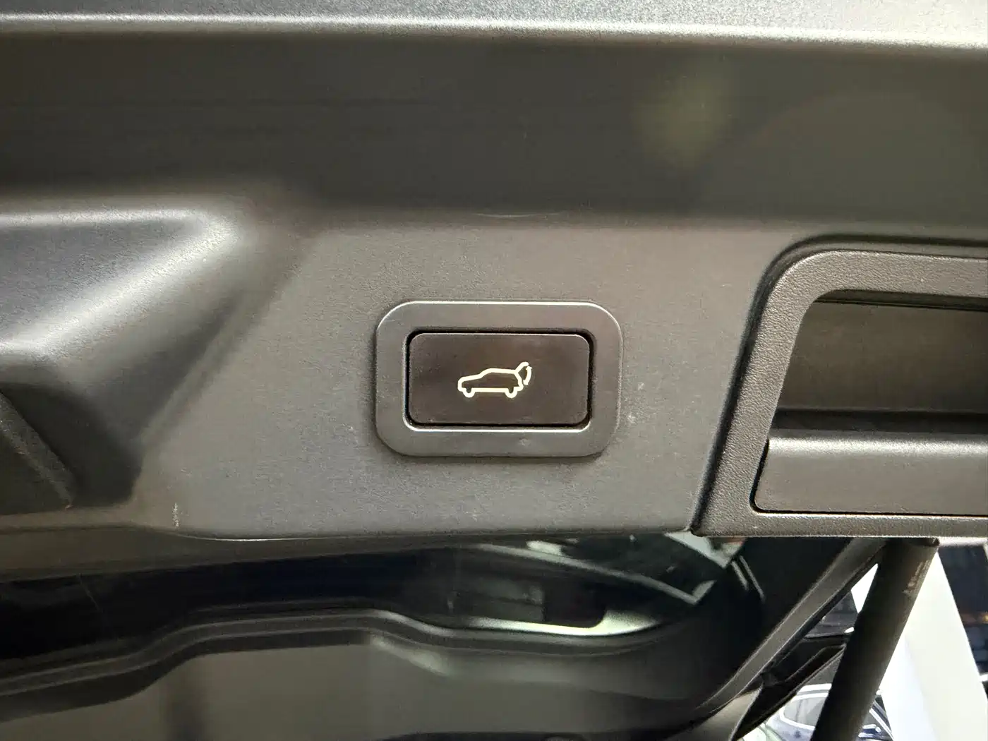 Land Rover Range Rover Velar 2021 P250 фото 23