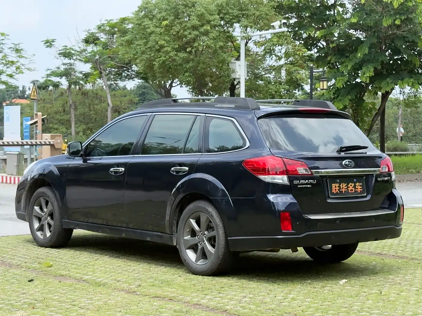 Subaru Outback 2014 2.5i Elegance Smart Edition фото 8