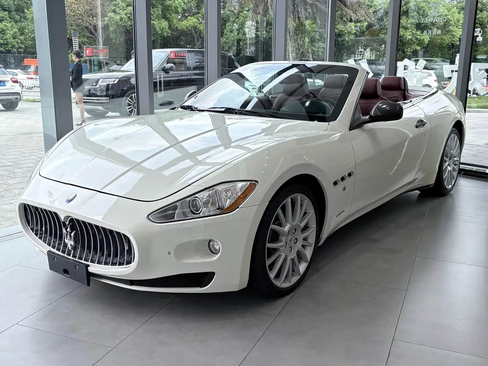 Photo 1 - Maserati GranCabrio