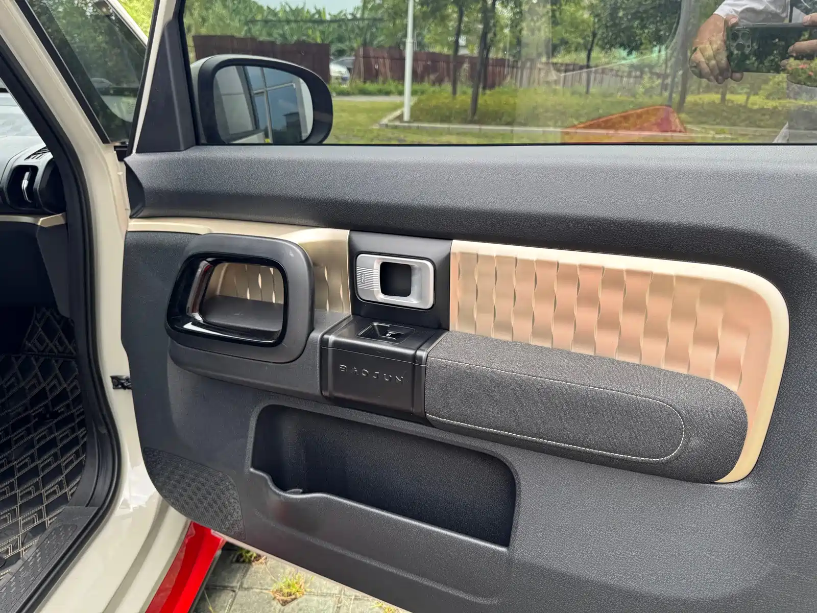 Фото 19 - Baojun KiWi EV