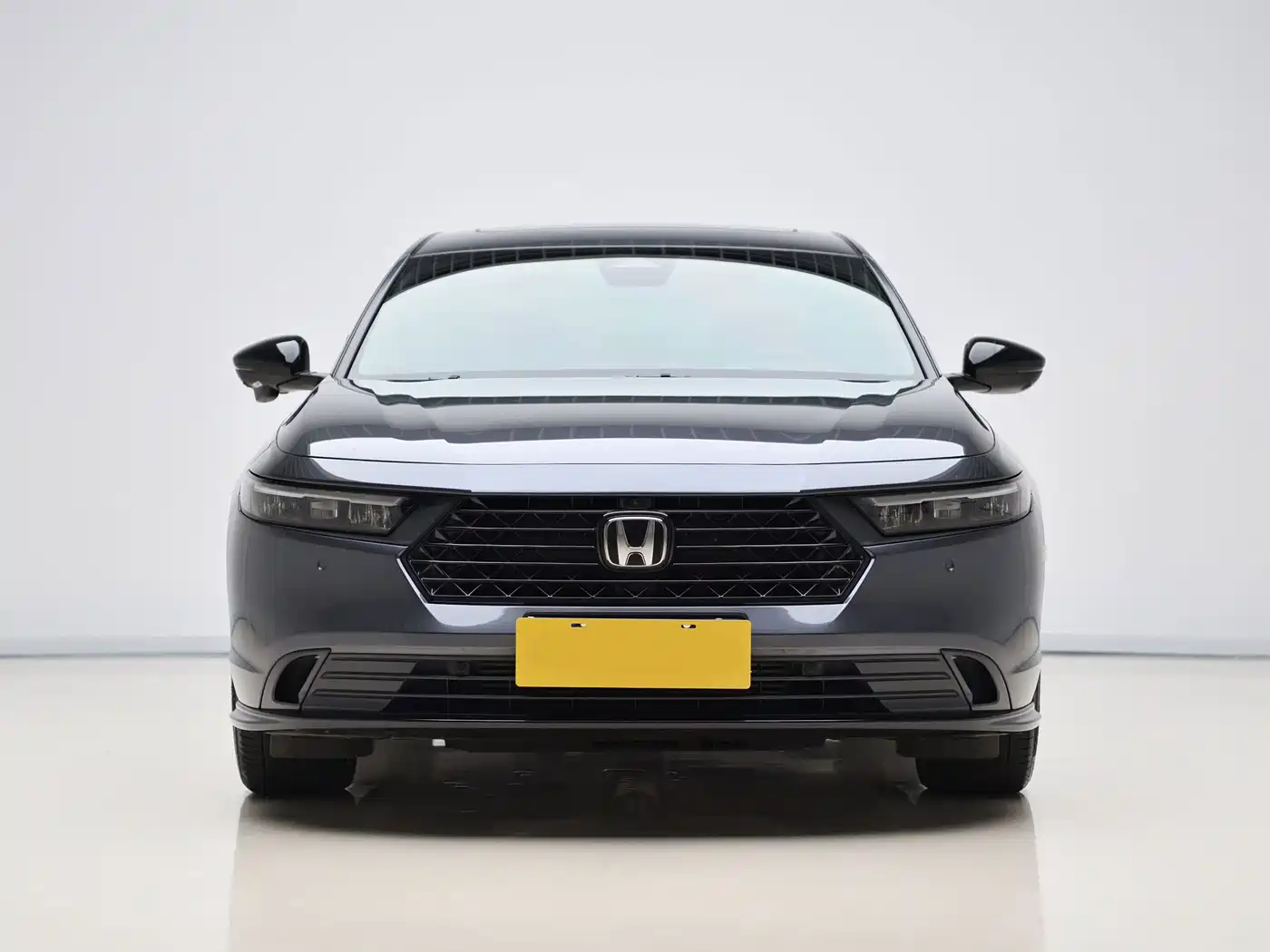 Фото 2 - Honda Accord