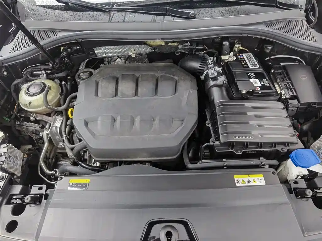 Volkswagen Tayron 2023 330TSI 2WD Luxury Plus Advanced Edition фото 6