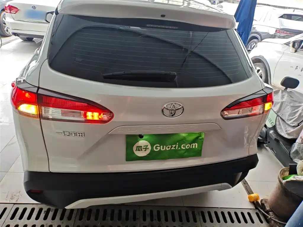 Toyota Corolla Cross 2023 2.0L Pioneer Edition фото 6