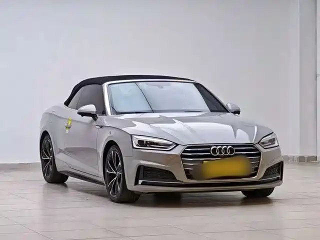 Audi A5 (Import) 2017 Cabriolet 40 TFSI Fashion фото 3