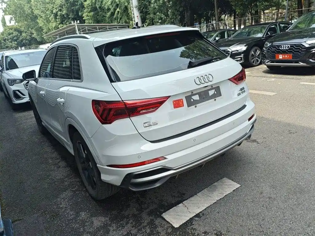 Audi Q3 2022 35 TFSI Fashion Dynamic фото 3