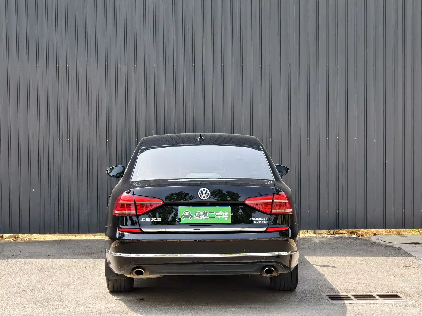 Volkswagen Passat 2016 330TSI DSG Executive Edition фото 21