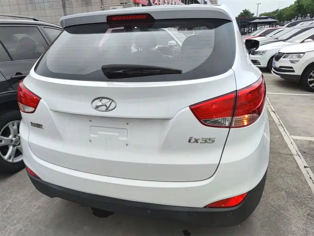 Hyundai Beijing Hyundai ix35 2015 2.0L Automatic 2WD Comfort China V фото 6