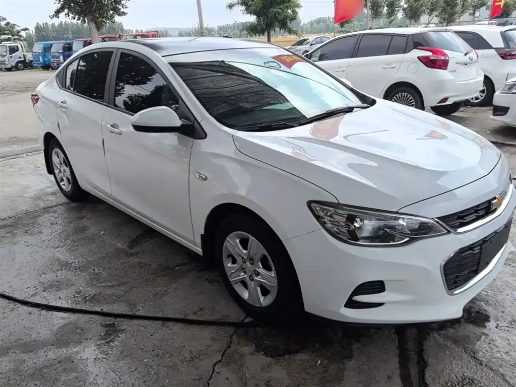 Chevrolet Cavalier 2016 1.5L Manual Enjoyment Edition фото 4