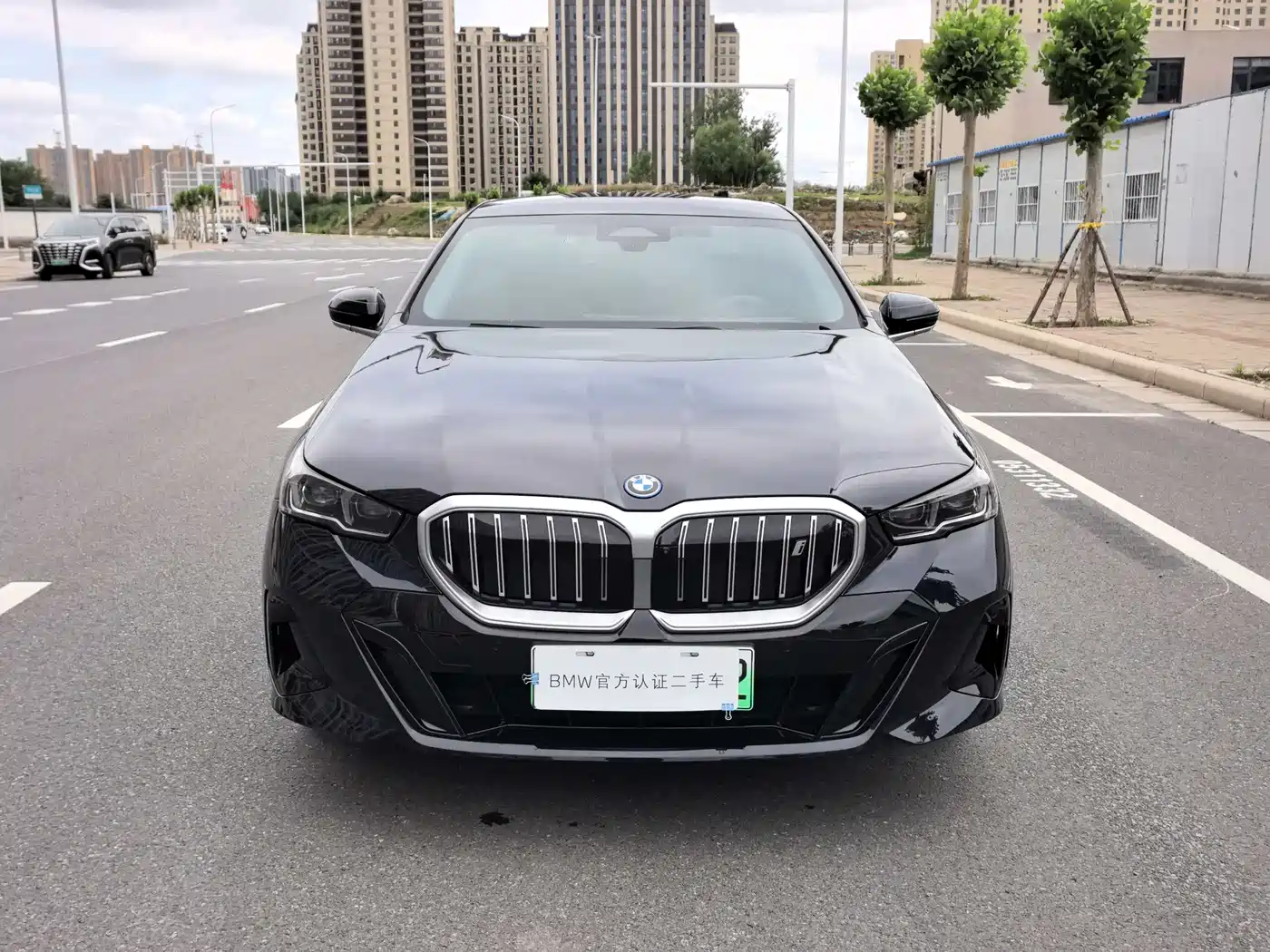 BMW i5 2024 eDrive 35L Premium Model M Sport Package