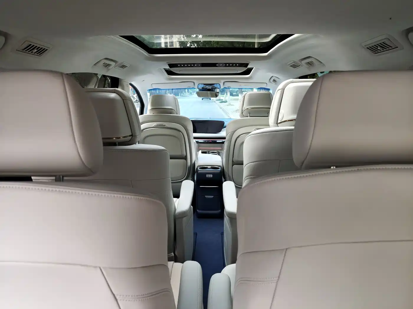 BUICK GL8 NEW ENERGY