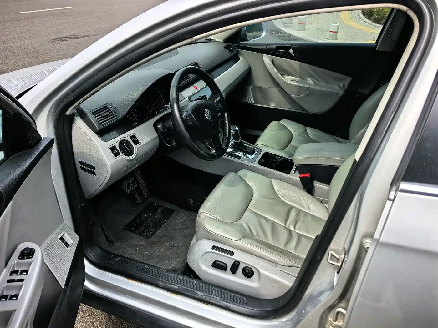 Volkswagen Magotan 2009 1.8TSI DSG Luxury фото 8