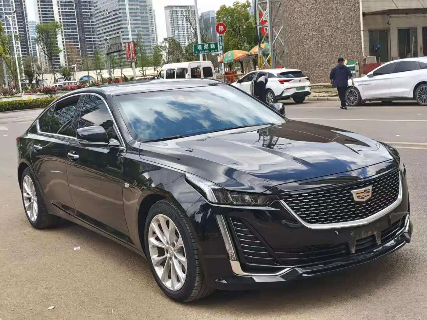 CADILLAC CT5