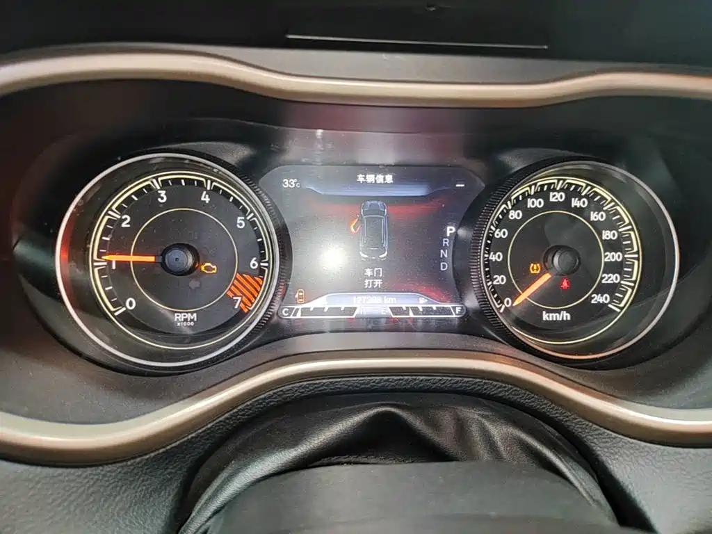 Jeep Cherokee (Import) 2014 2014 2.4L Luxury