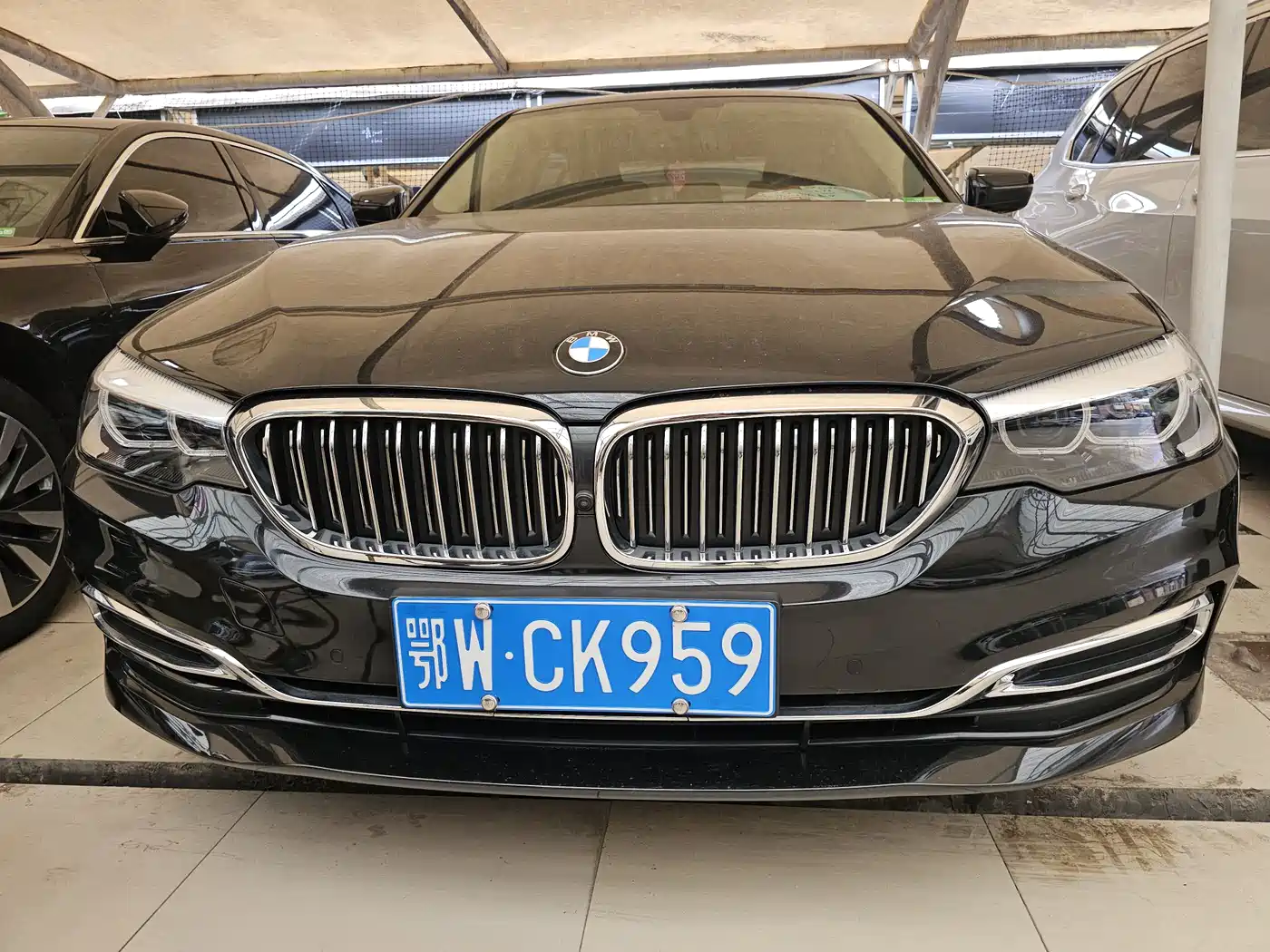 BMW 5 Series 2020 525Li Luxury Package фото 2