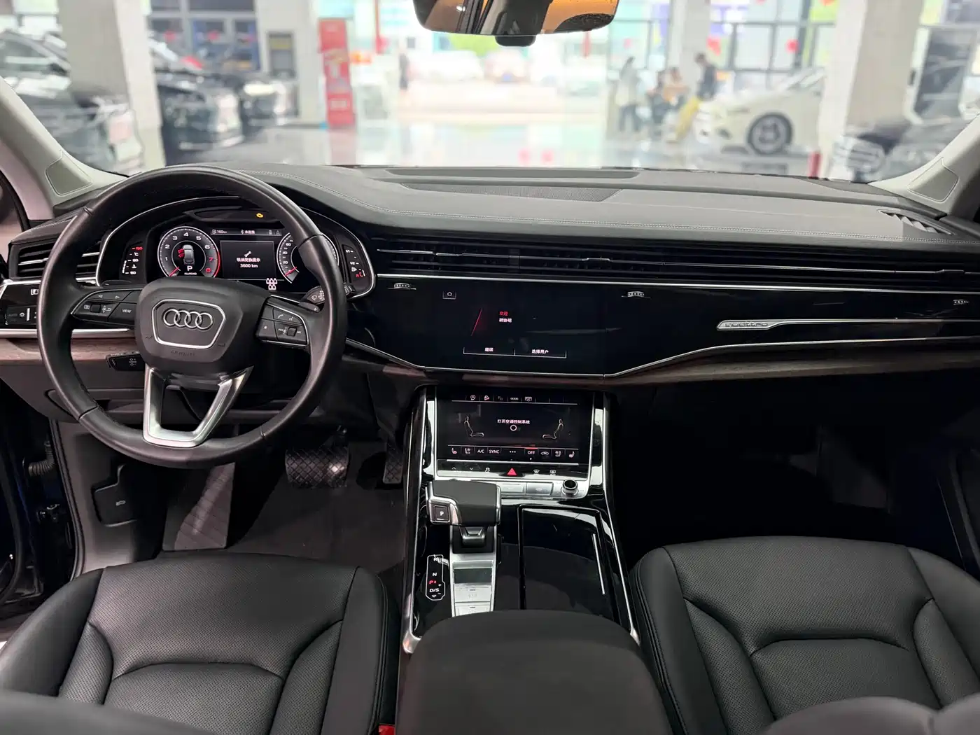 AUDI Q7