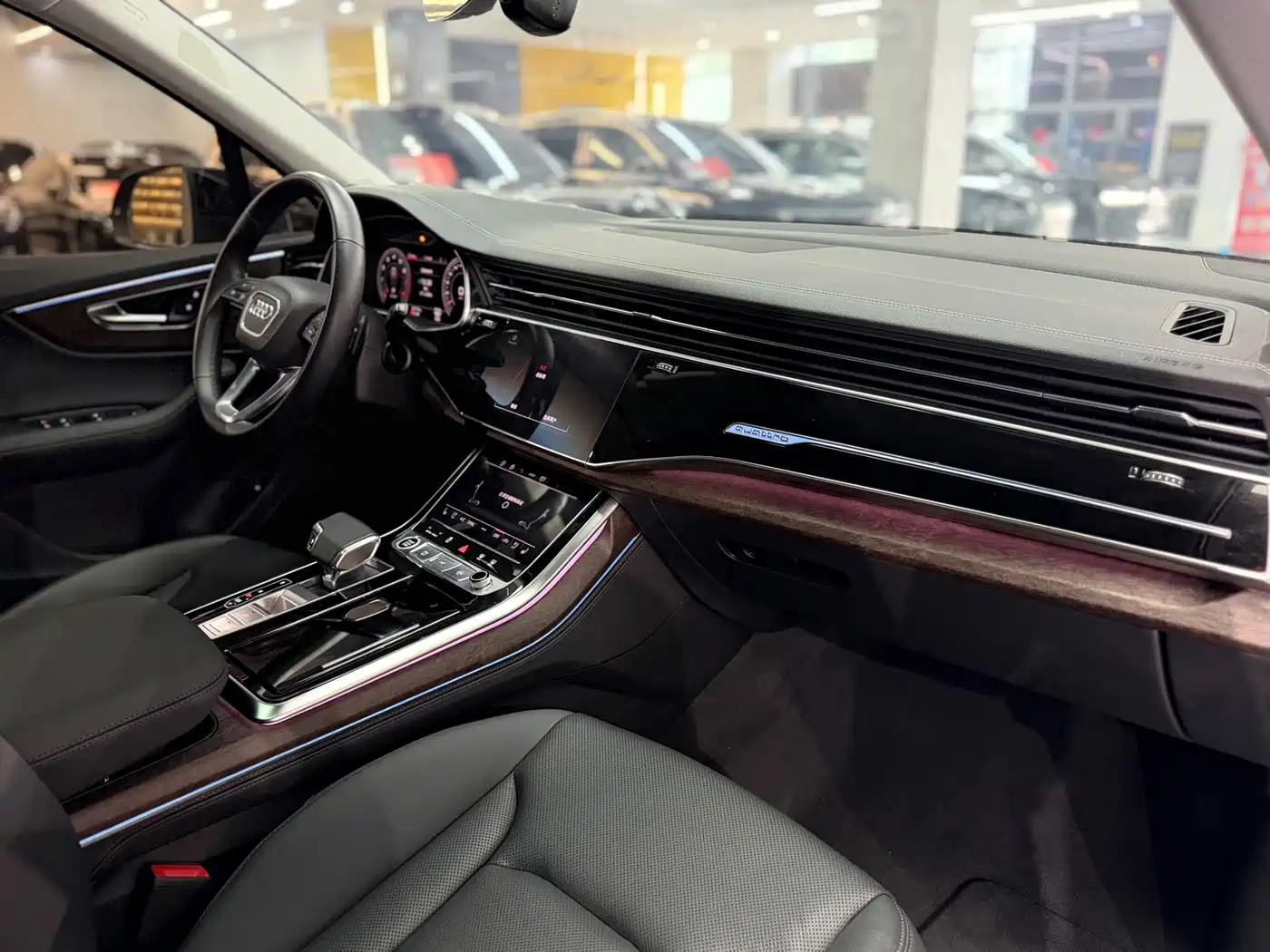 AUDI Q7