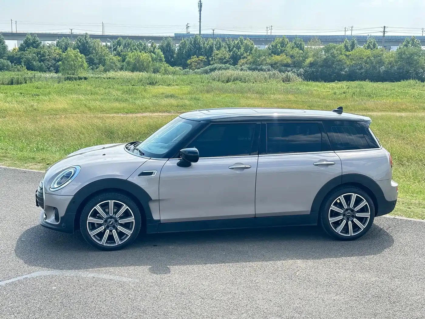 MINI CLUBMAN 2023 2023 Facelift 1.5T COOPER Connoisseur