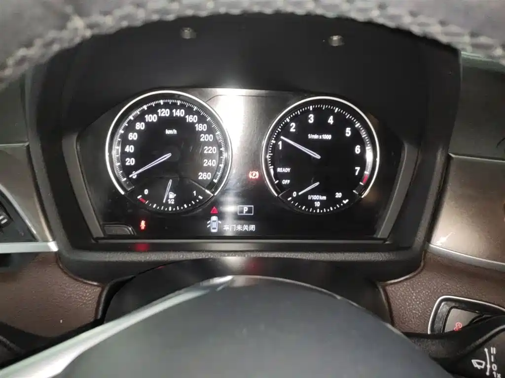 BMW X1 2019 sDrive18Li Premium Model фото 18