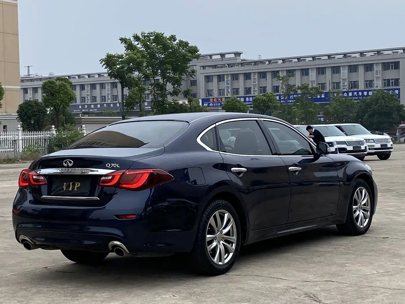 Infiniti Q70 2018 2017 Q70L 2.5L Elite Edition