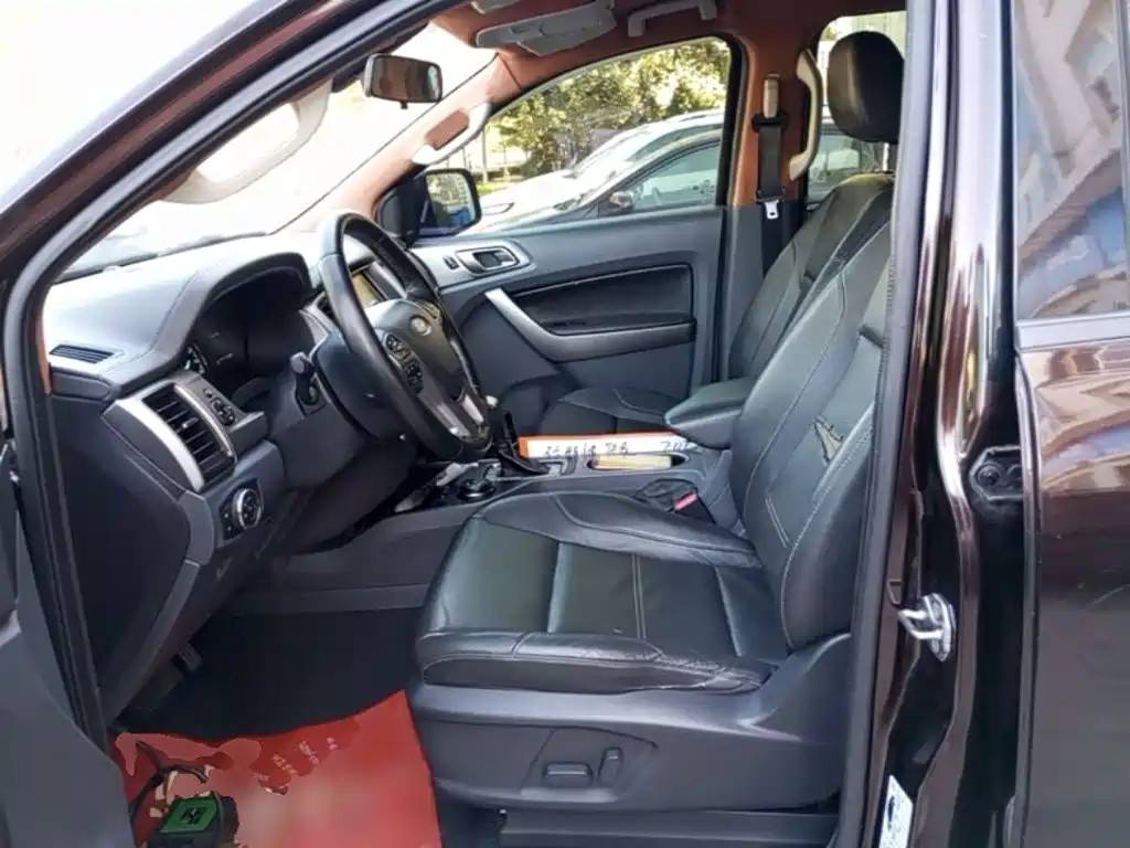 Ford Everest 2017 2016 2.0T Gasoline Automatic 4WD Luxury Edition