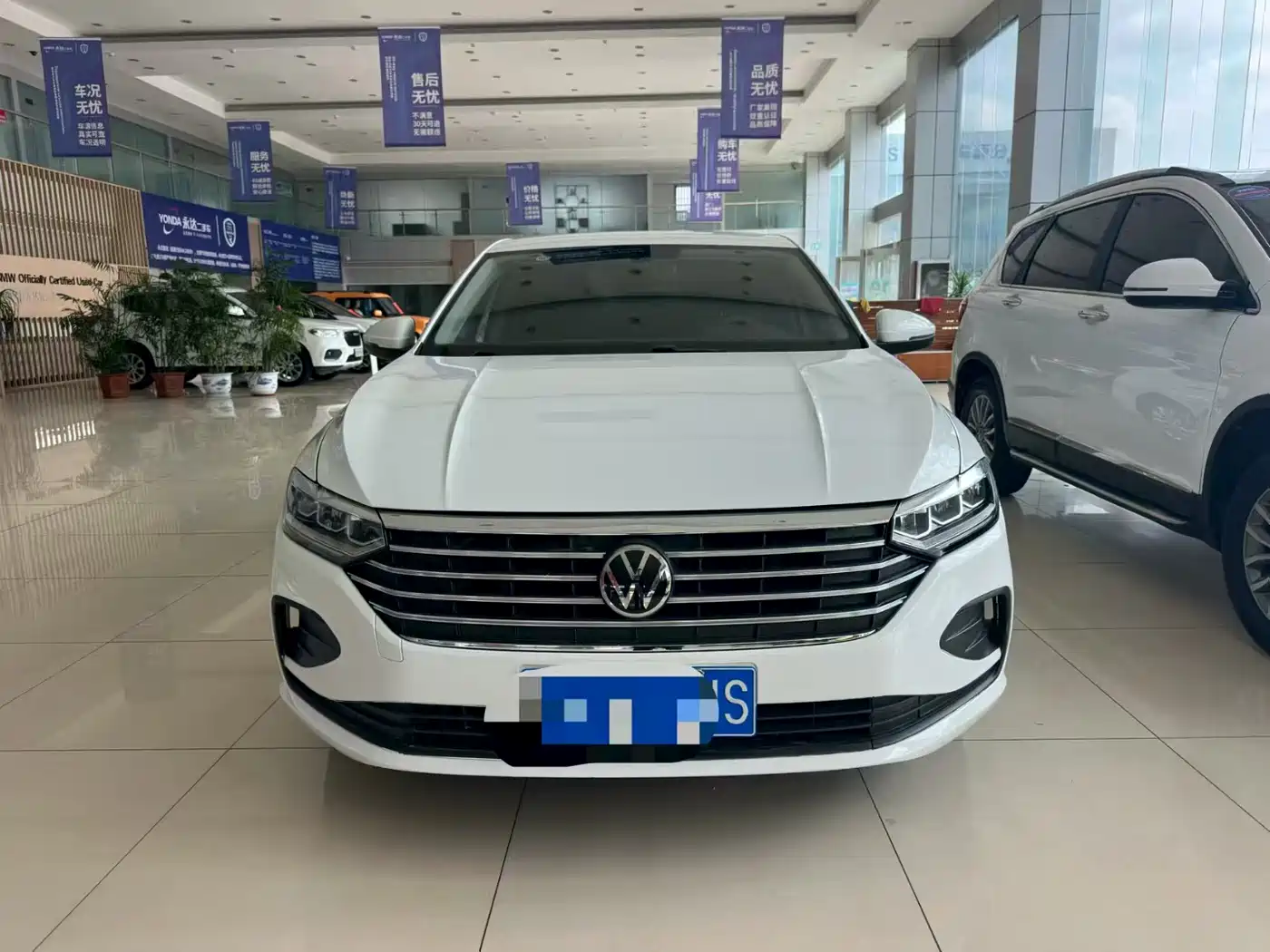 Volkswagen Lavida 2024 Model 1.5L Automatic Delight Edition фото 2