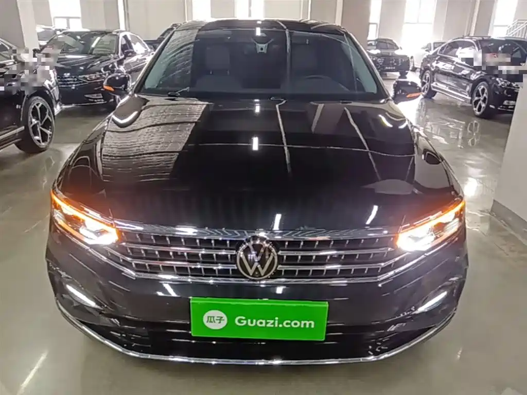 Volkswagen Magotan 2023 Model 2 Million Commemorative Edition 380TSI DSG Flagship фото 3