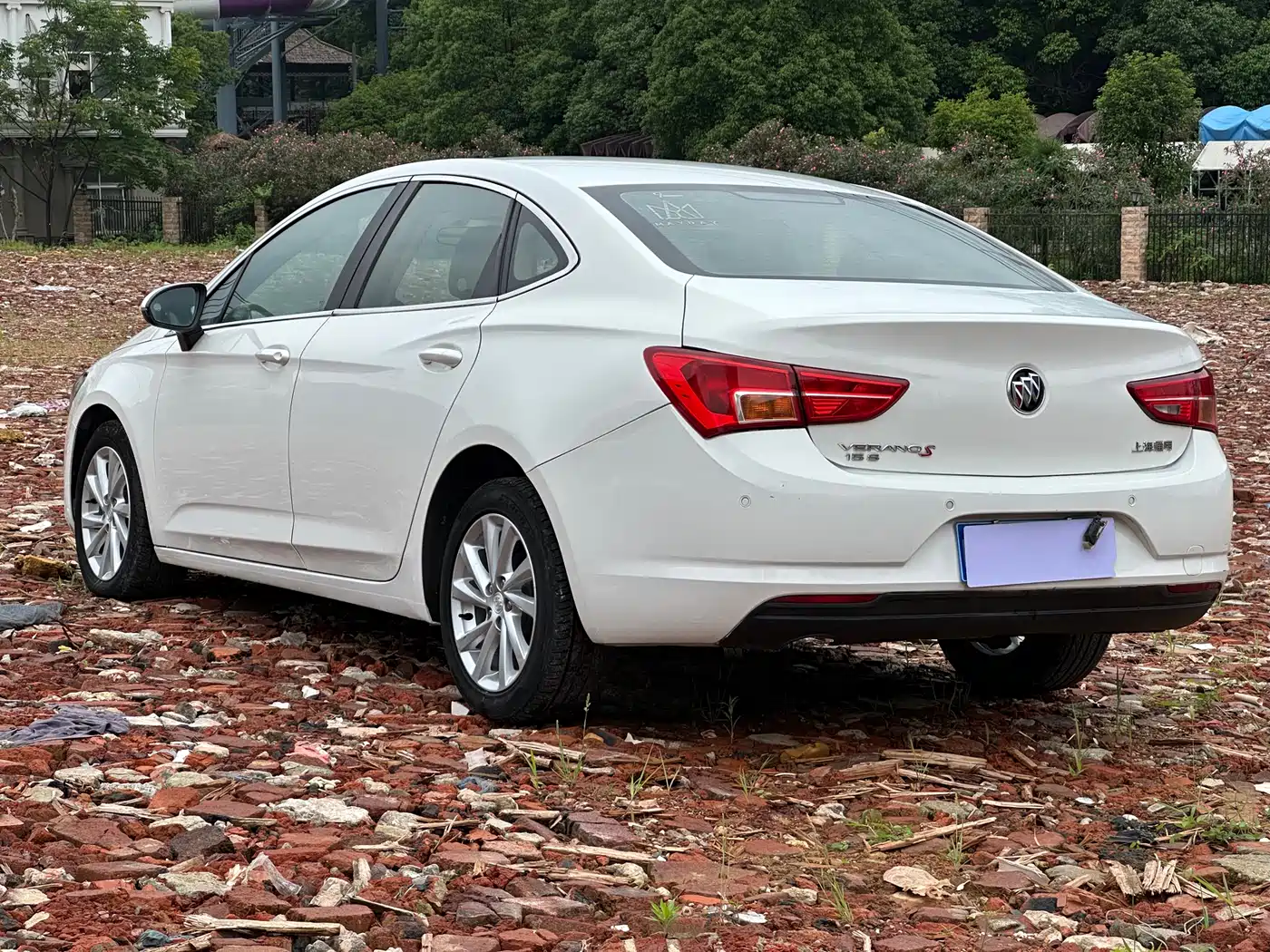 Buick Verano 2015 Sedan 15S Automatic Progressive фото 13