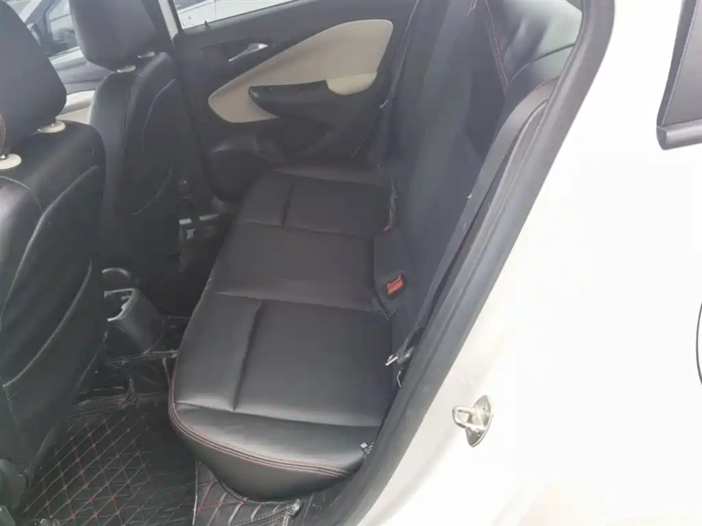 Buick Excelle 2020 15N CVT Elite фото 17