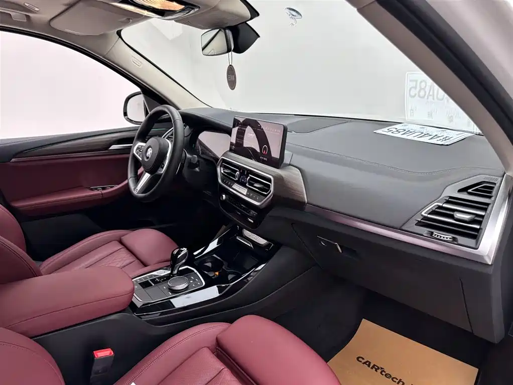 BMW X3 2022 Facelift xDrive30i Leading M Shadow Edition фото 11