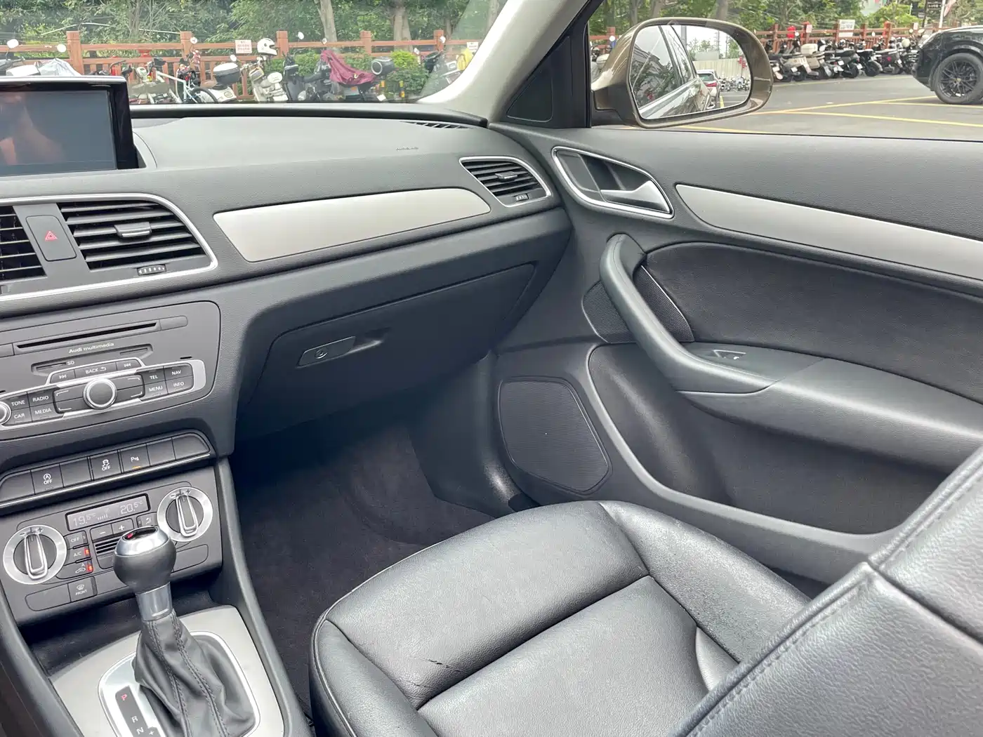 Audi Q3 2016 35 TFSI Fashion фото 20