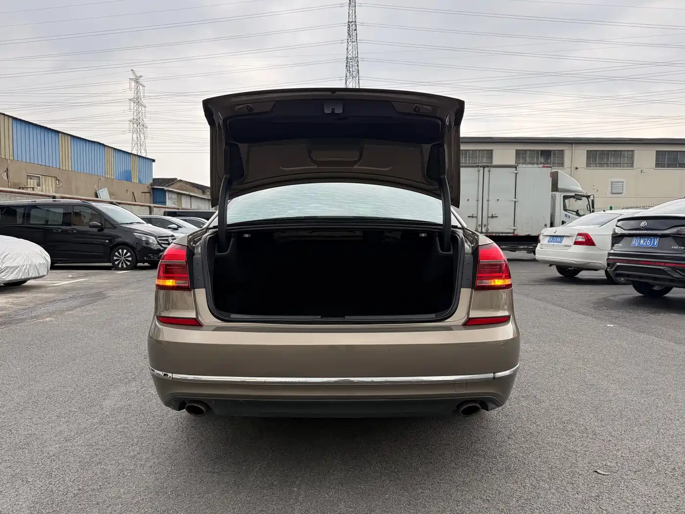 Volkswagen Passat 2017 330TSI DSG Prestige фото 22