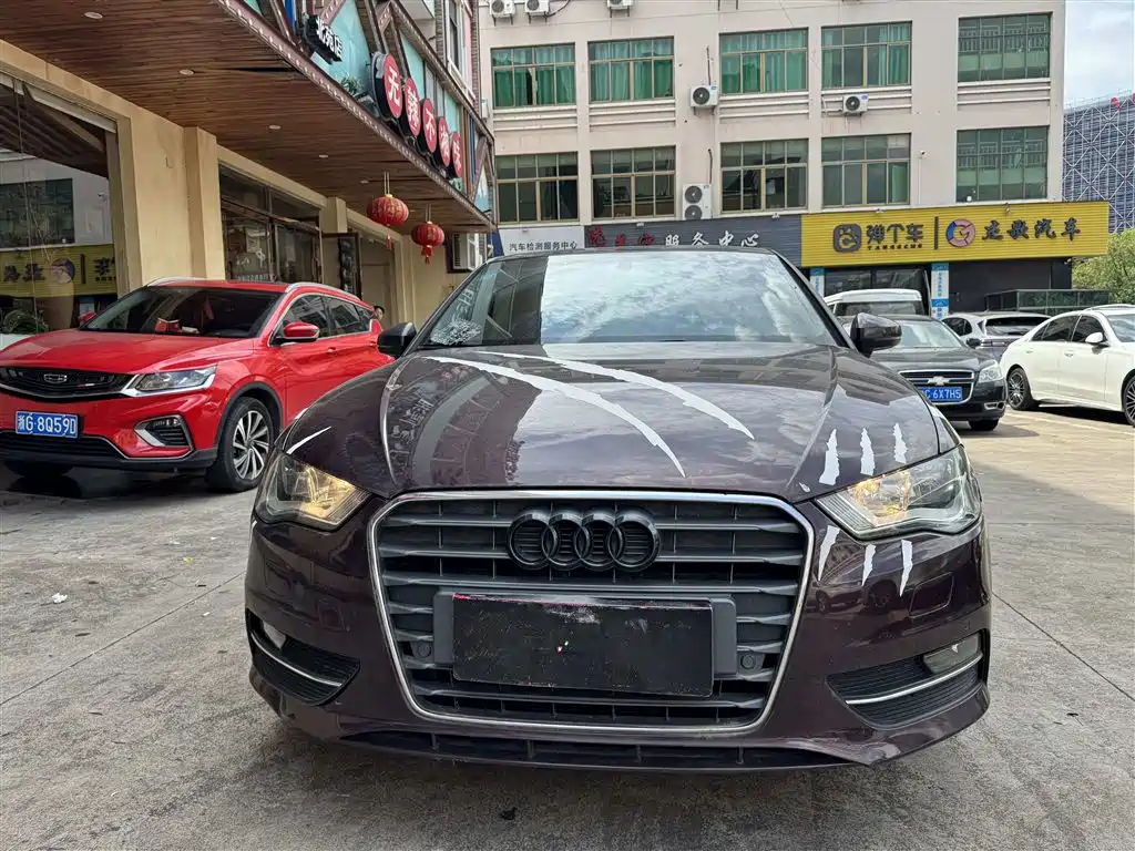 Audi A3 2014 Sportback 35 TFSI Automatic Fashion фото 2
