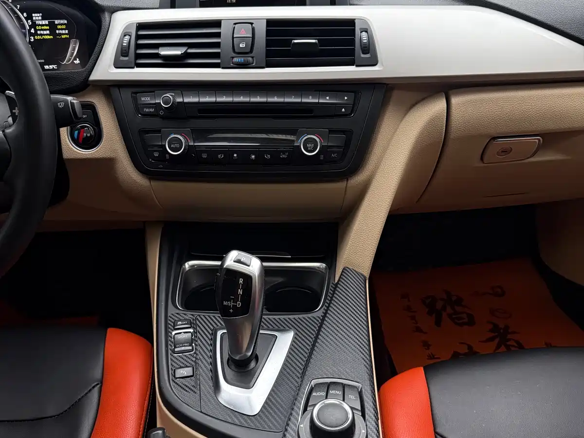 BMW 3 Series 2015 320Li Fashion фото 9