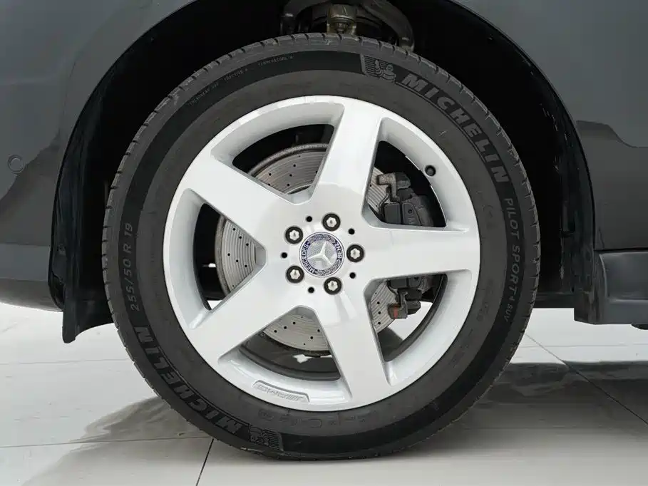 Mercedes-Benz M-Class 2014 ML 400 4MATIC Luxury фото 32