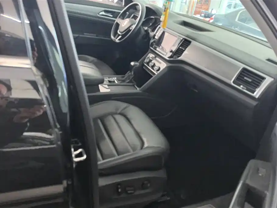 Volkswagen Teramont 2017 380TSI 4WD Luxury Edition фото 8