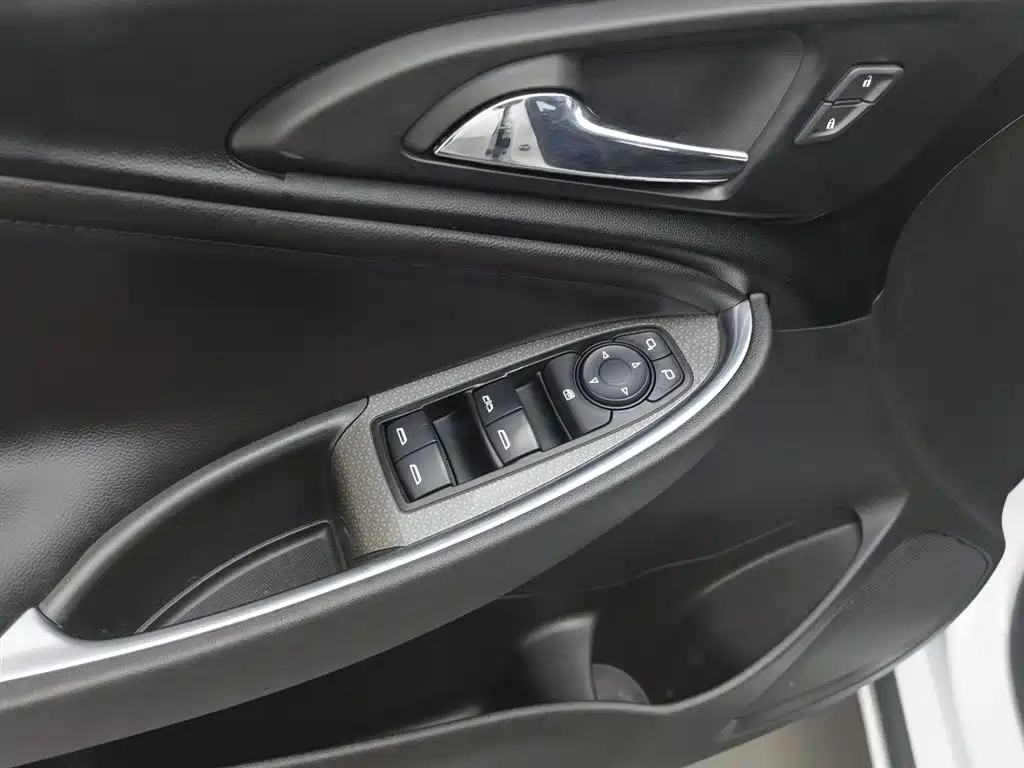 CHEVROLET MAI RUIBAO XL