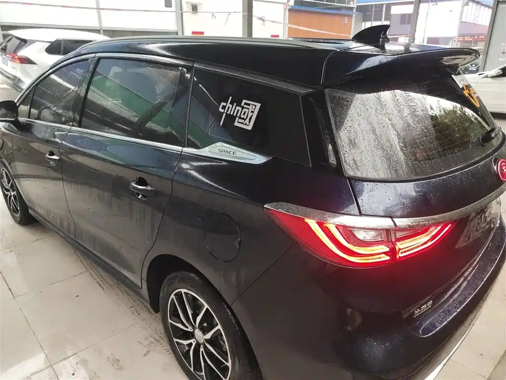 BYD Song MAX 2017 1.5T Auto Smart Elite 7-Seater фото 23